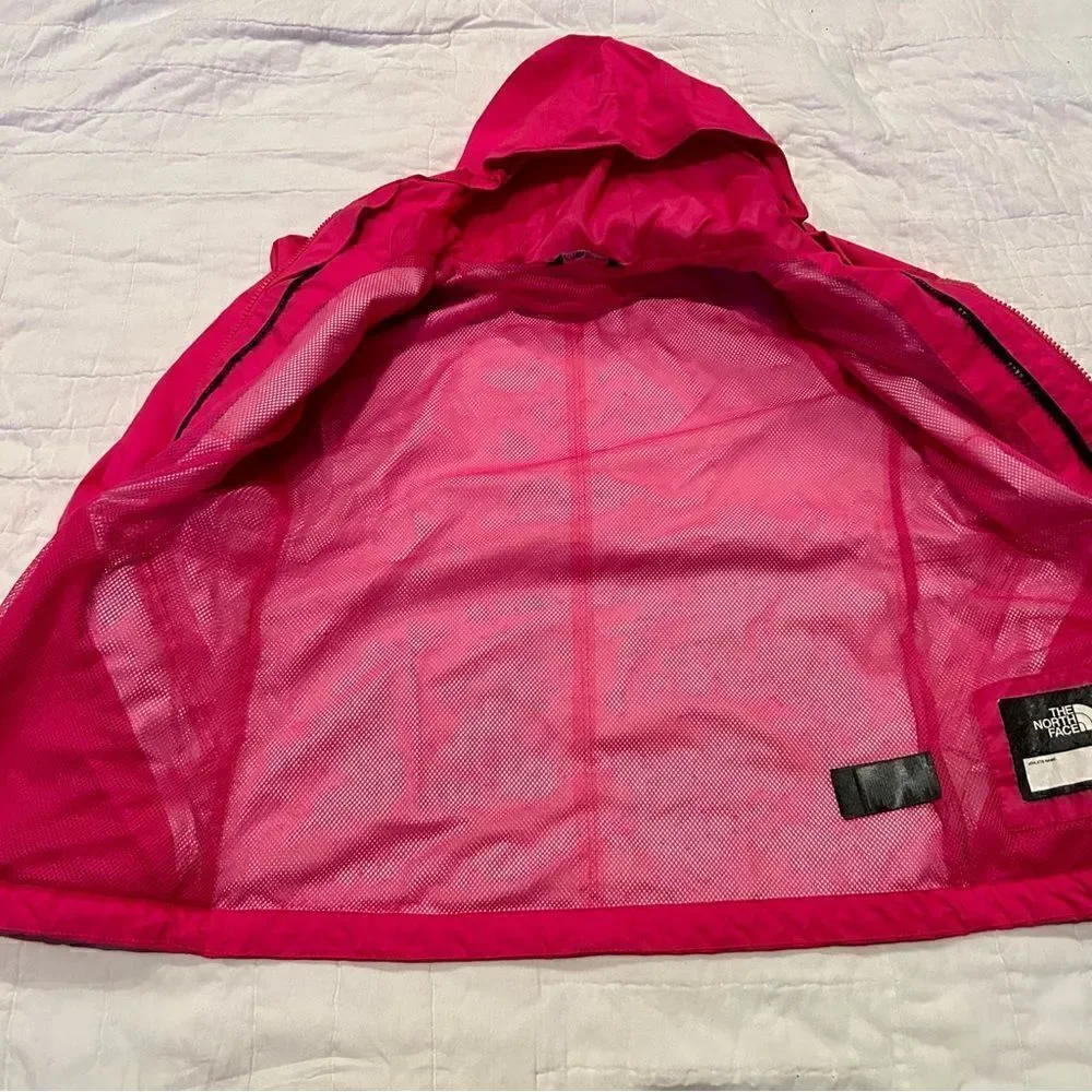 North Face girls Dryvent jacket dark pink medium 10/12 GUC